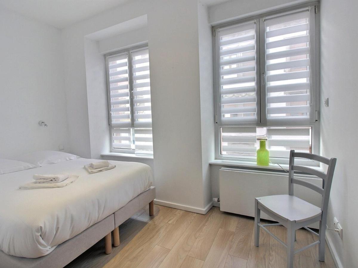 Holiday home Maison De Caractere Avec Jacuzzi Et Parking A Deux Pas Du Centre Historique De - Fr-1-722-3
